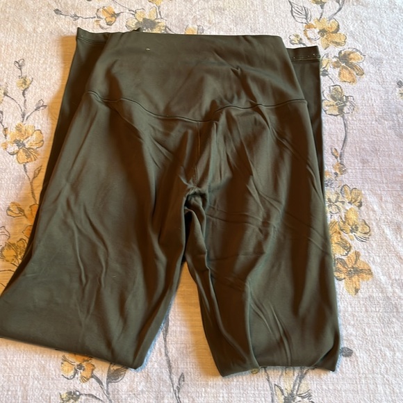 Offline by Aerie 7/8 leggings High Rise size small - Picture 4 of 4